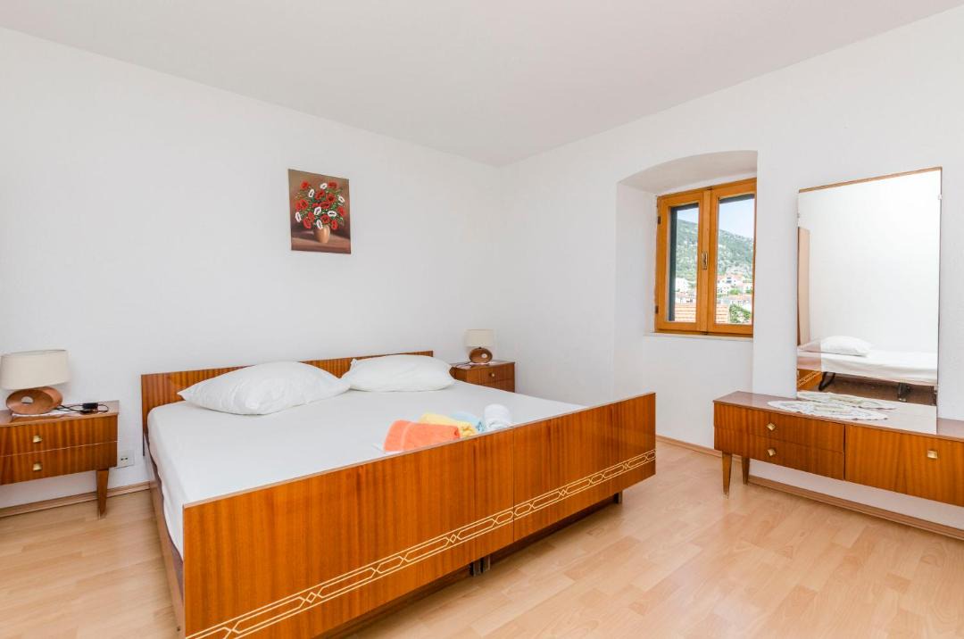Photo of Bedroom in Bol