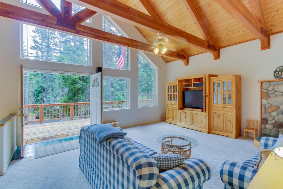 Photo of Bedroom in Roslyn Ridge