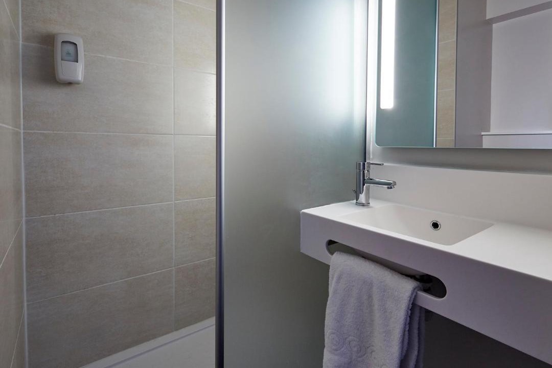 Photo of Bathroom in Saint-Jean-de-Braye