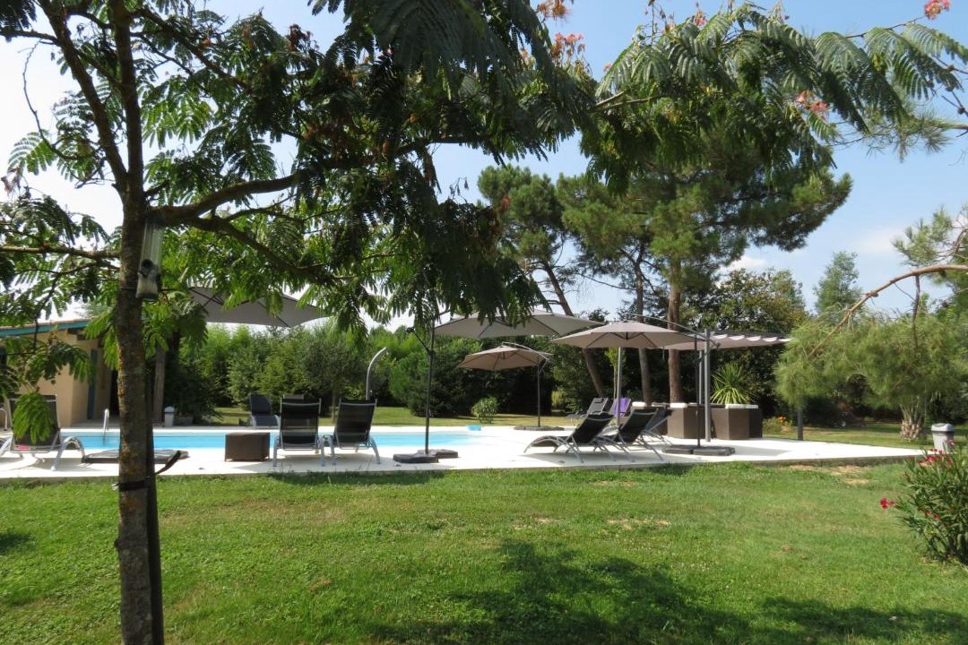 Photo of Others in Caumont-sur-Garonne