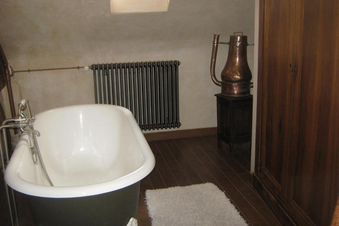 Photo of Bathroom in Plessis-Saint-Jean