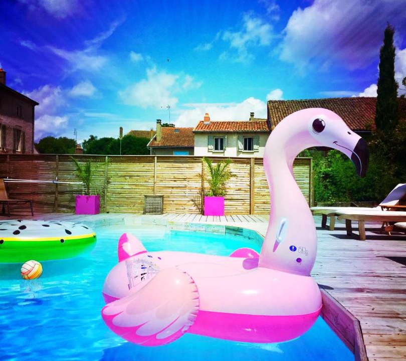 Photo of Others in Mezieres-sur-Issoire