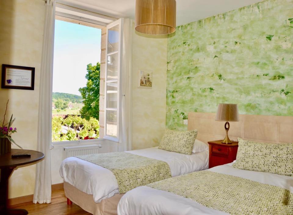 Photo of Others in Martel