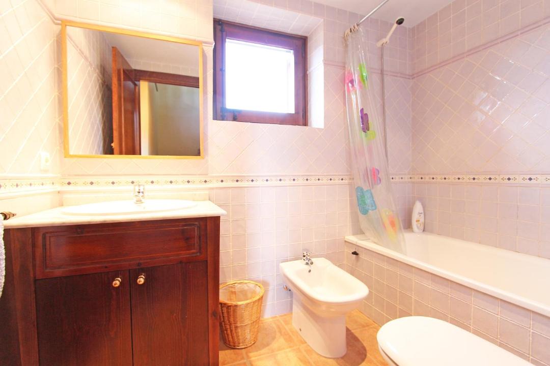 Photo of Bathroom in Urtx