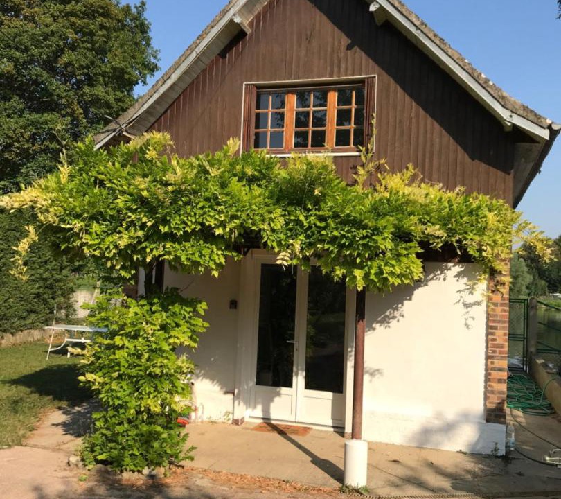 Photo of Others in Saint-Pierre-du-Vauvray