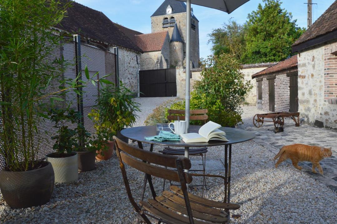 Photo of Patio Balcony in La Villeneuve-au-Chatelot