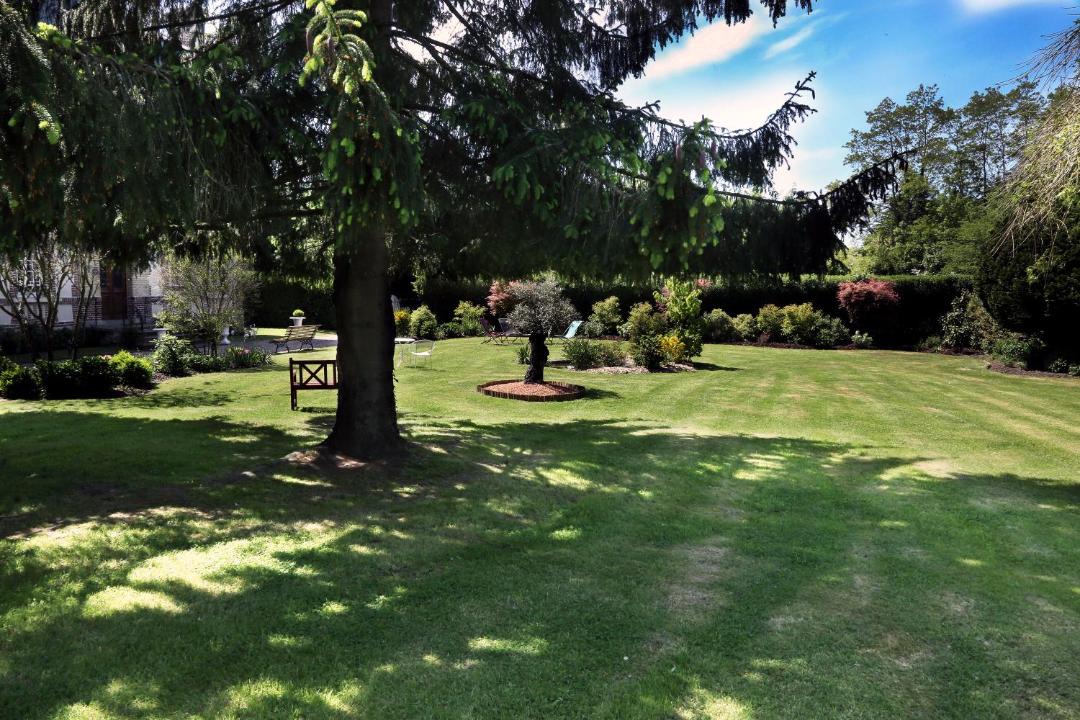 Photo of Others in Saint-Martin-aux-Chartrains