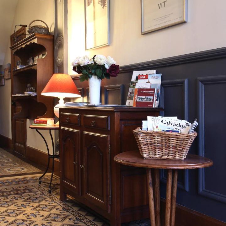 Photo of Livingroom in Saint-Martin-aux-Chartrains