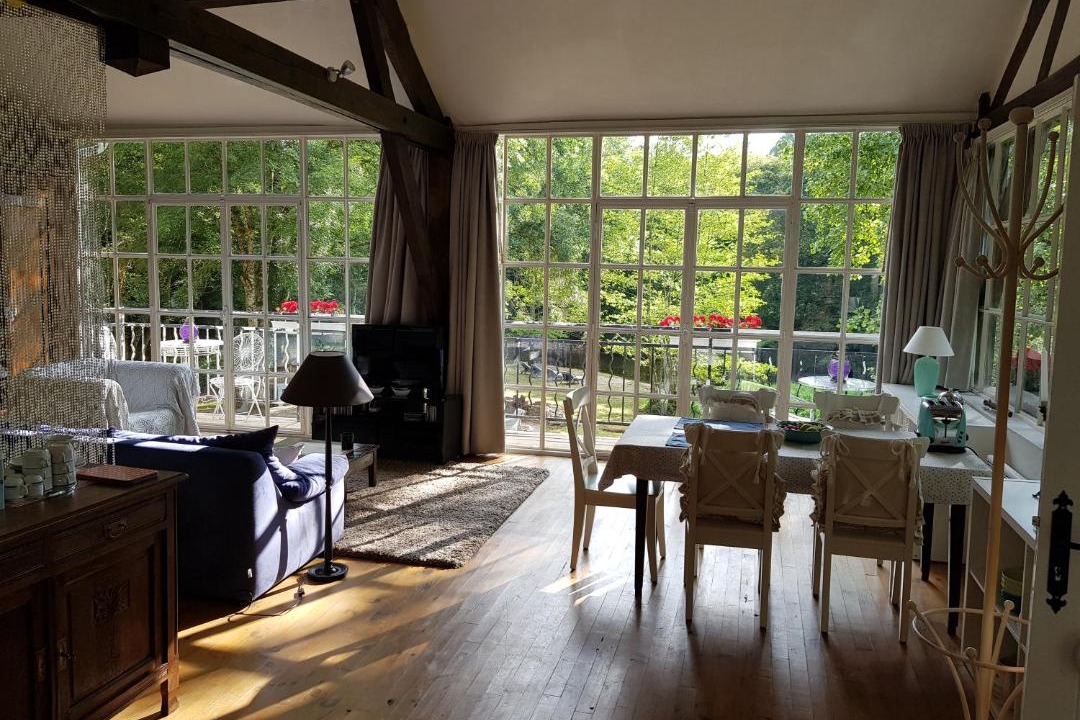 Photo of Others in Cheniers