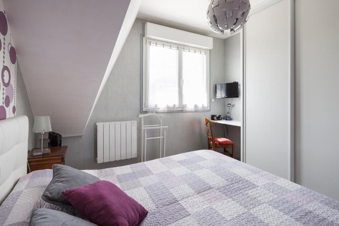 Photo of Bedroom in Dol-de-Bretagne