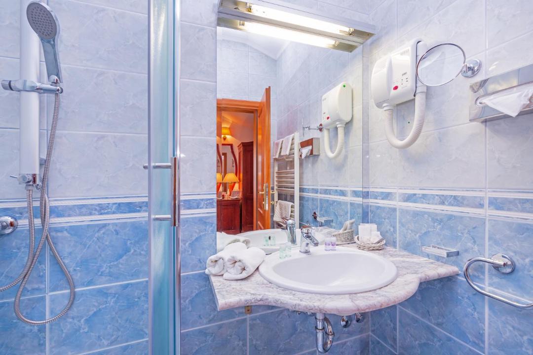 Photo of Bathroom in Mali Ston