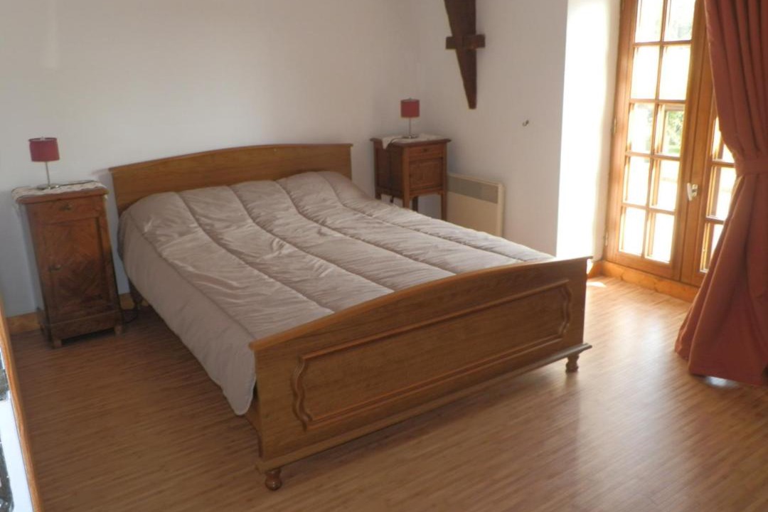 Photo of Bedroom in La Ville-es-Nonais