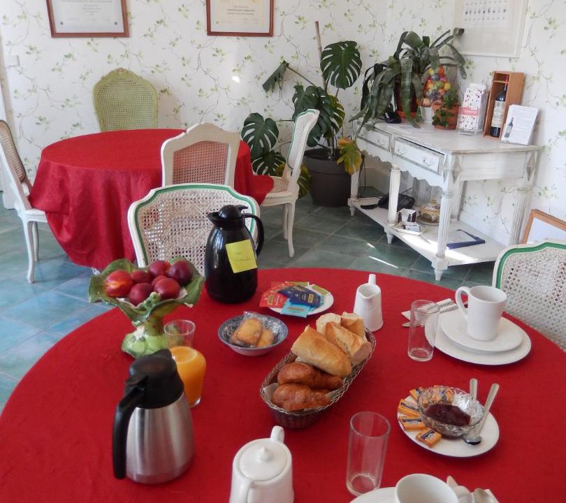 Photo of Livingroom in Saint-Ciers-de-Canesse