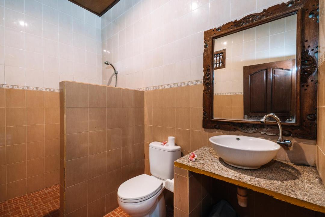 Photo of Bathroom in Jungut Batu