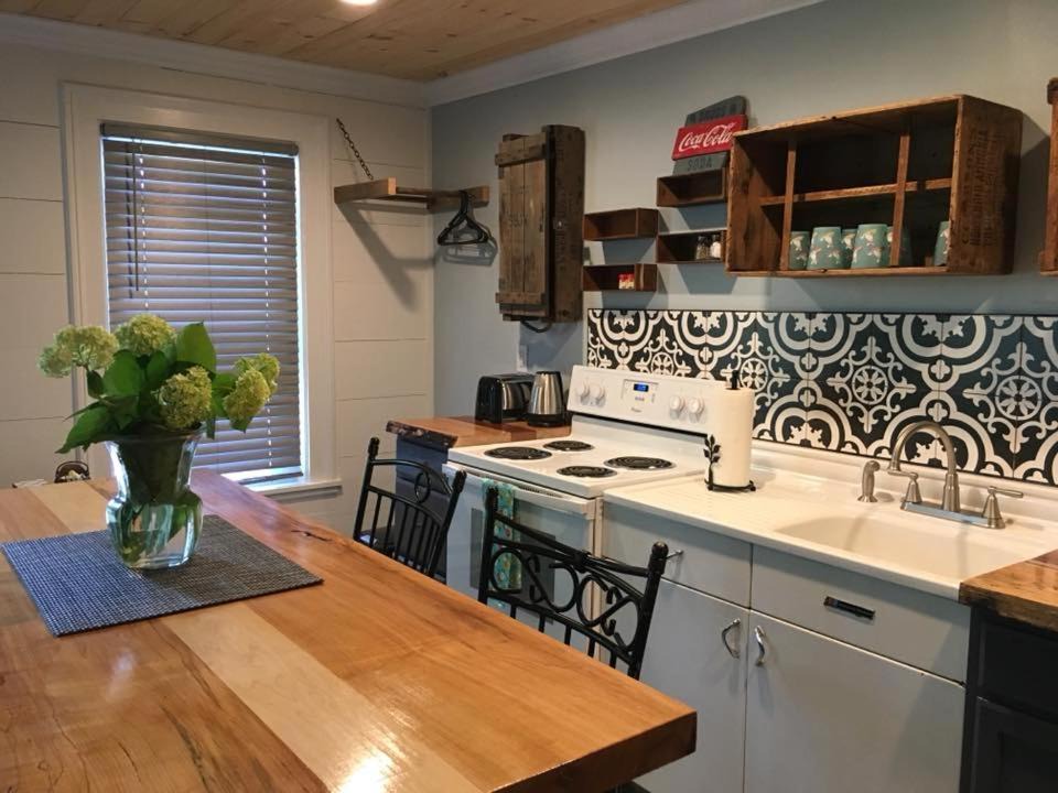 Photo of Others in Jefferson