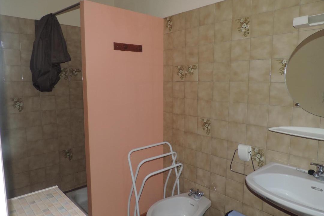 Photo of Bathroom in Cazaubon