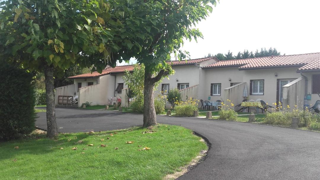 Photo of Buildings in Cazaubon