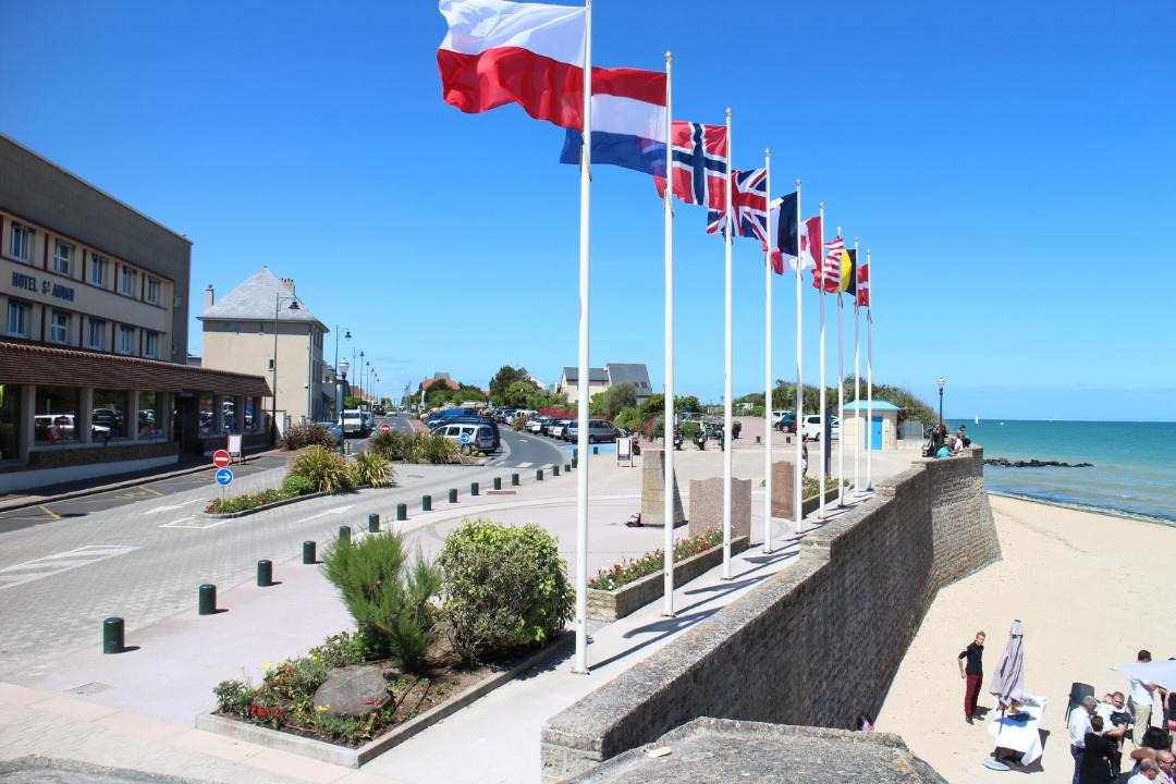 Photo of Others in Coeur de Nacre