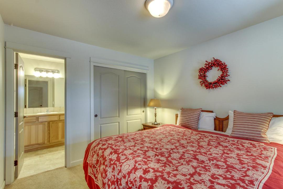 Photo of Bedroom in Larkspur