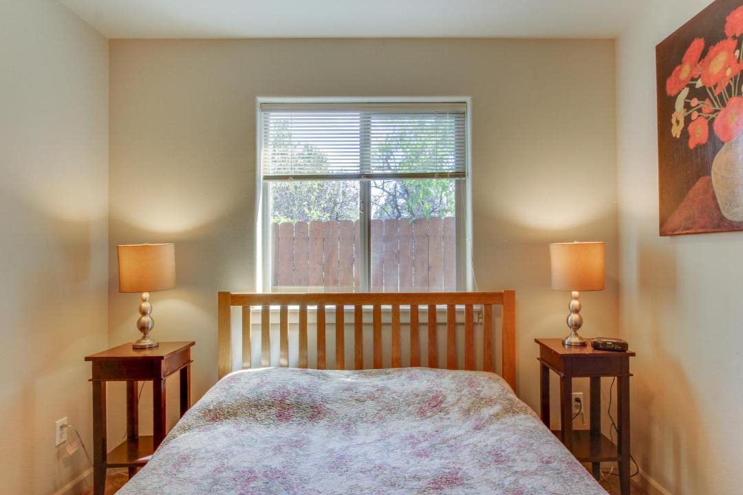 Photo of Bedroom in Larkspur