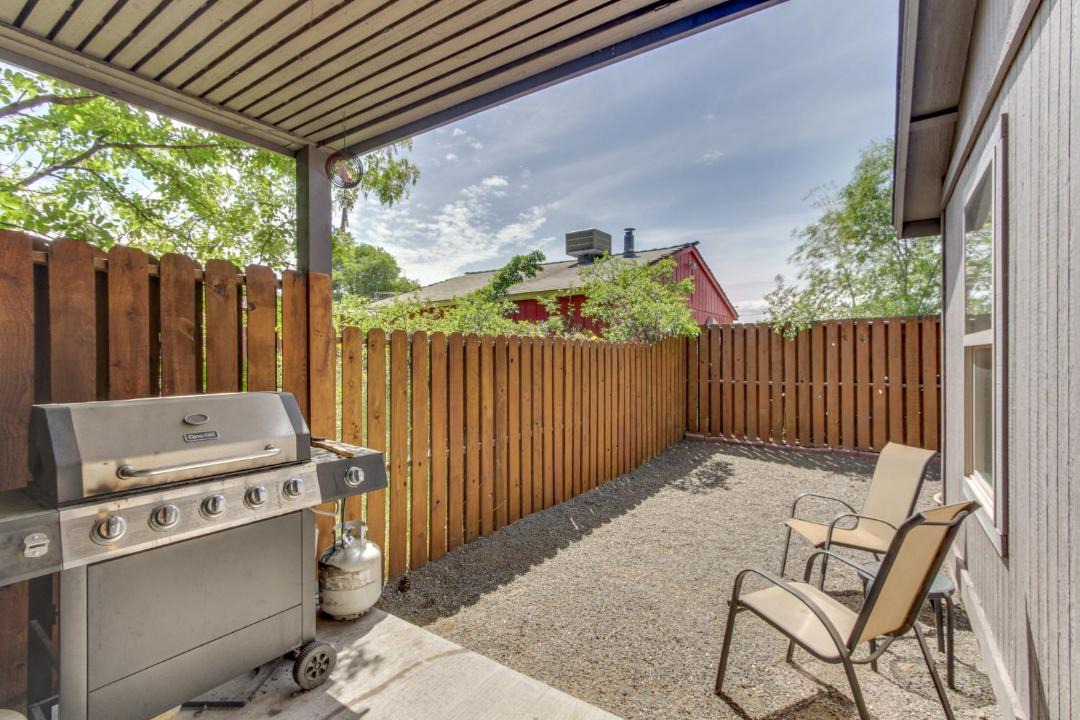 Photo of Patio Balcony in Larkspur
