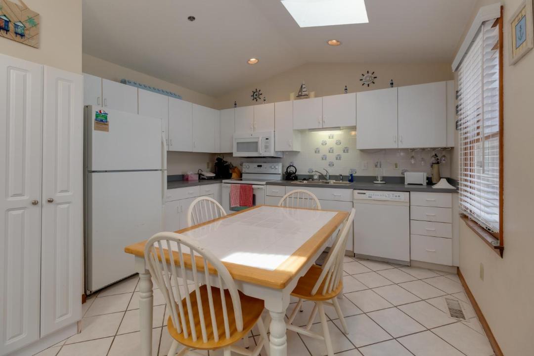 Photo of Kitchen in Caine Woods
