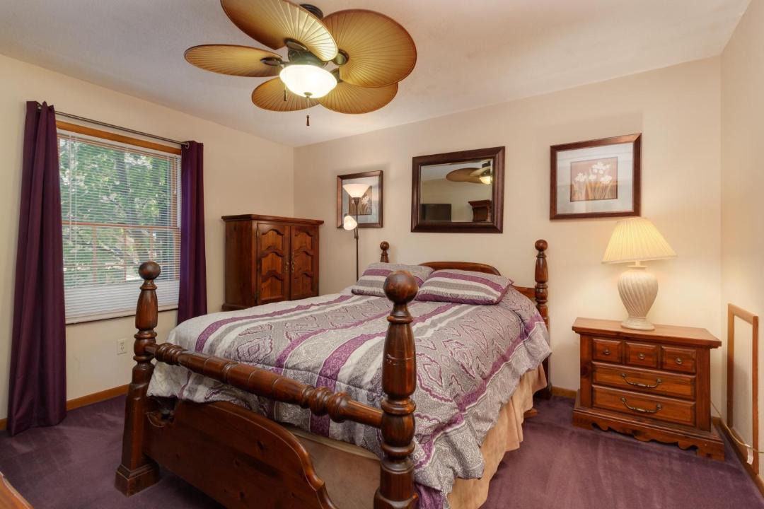 Photo of Bedroom in Caine Woods