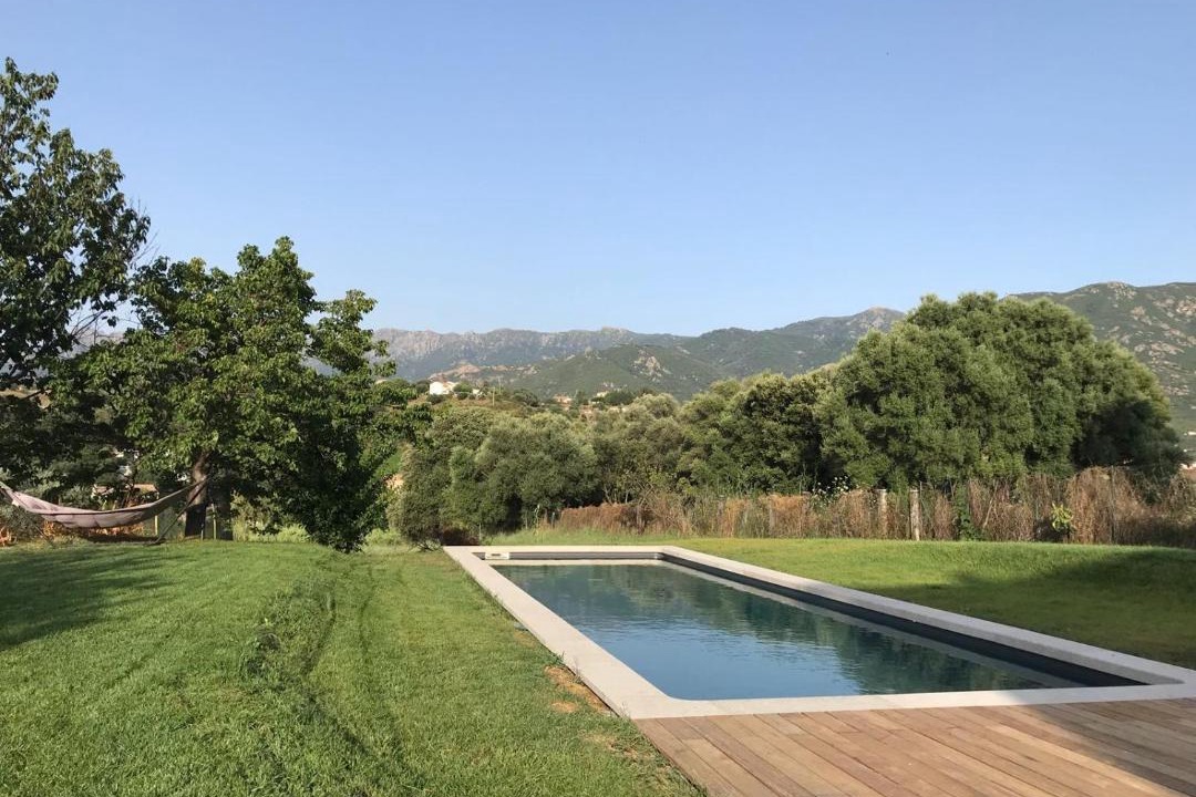 Photo of Outdoor in Peri