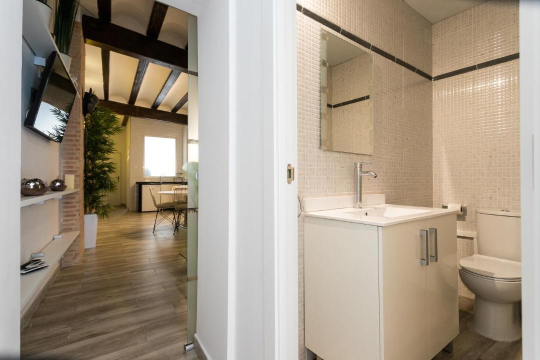 Photo of Bathroom in El Cabanyal
