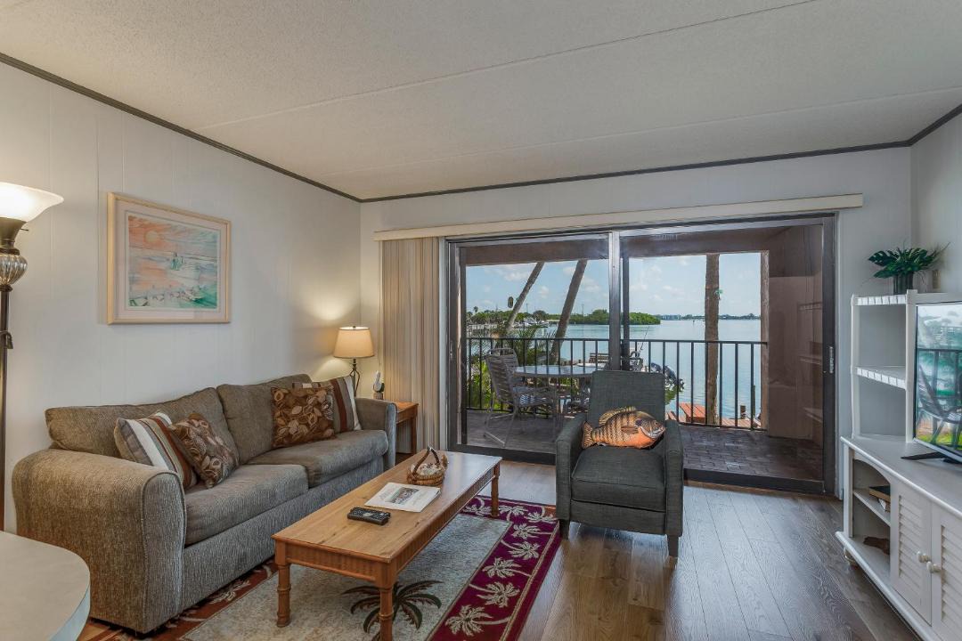 Photo of Livingroom in Englewood