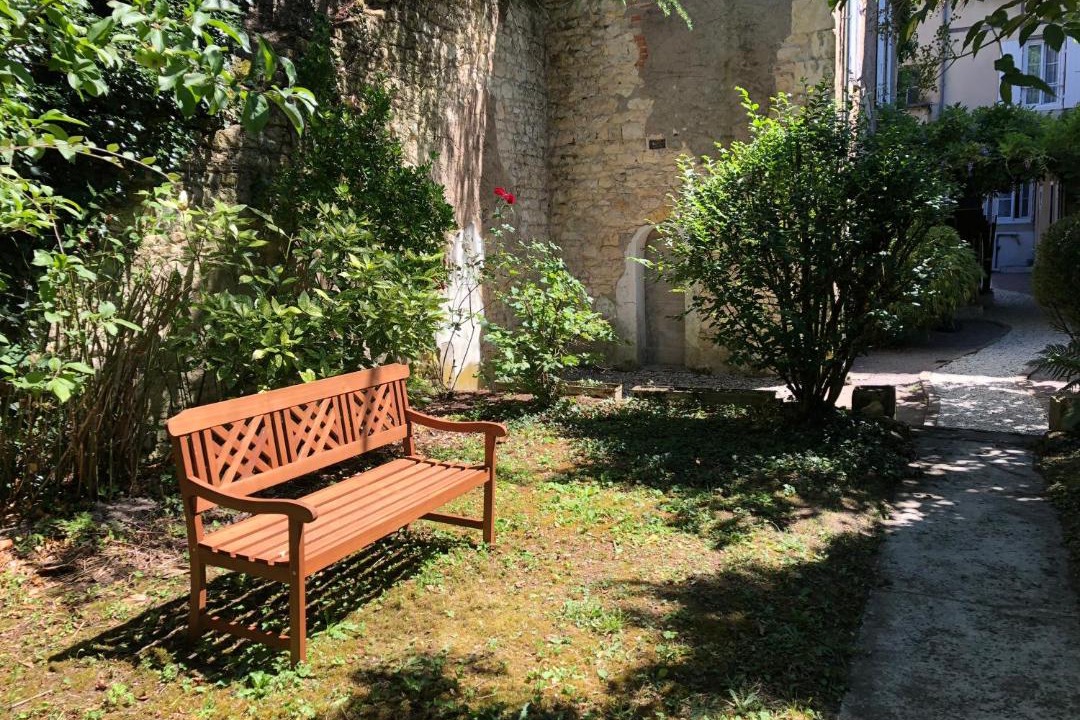Photo of Others in Nevers