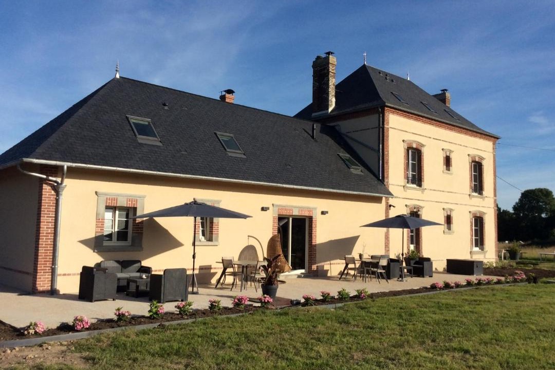 Photo of Others in Reux