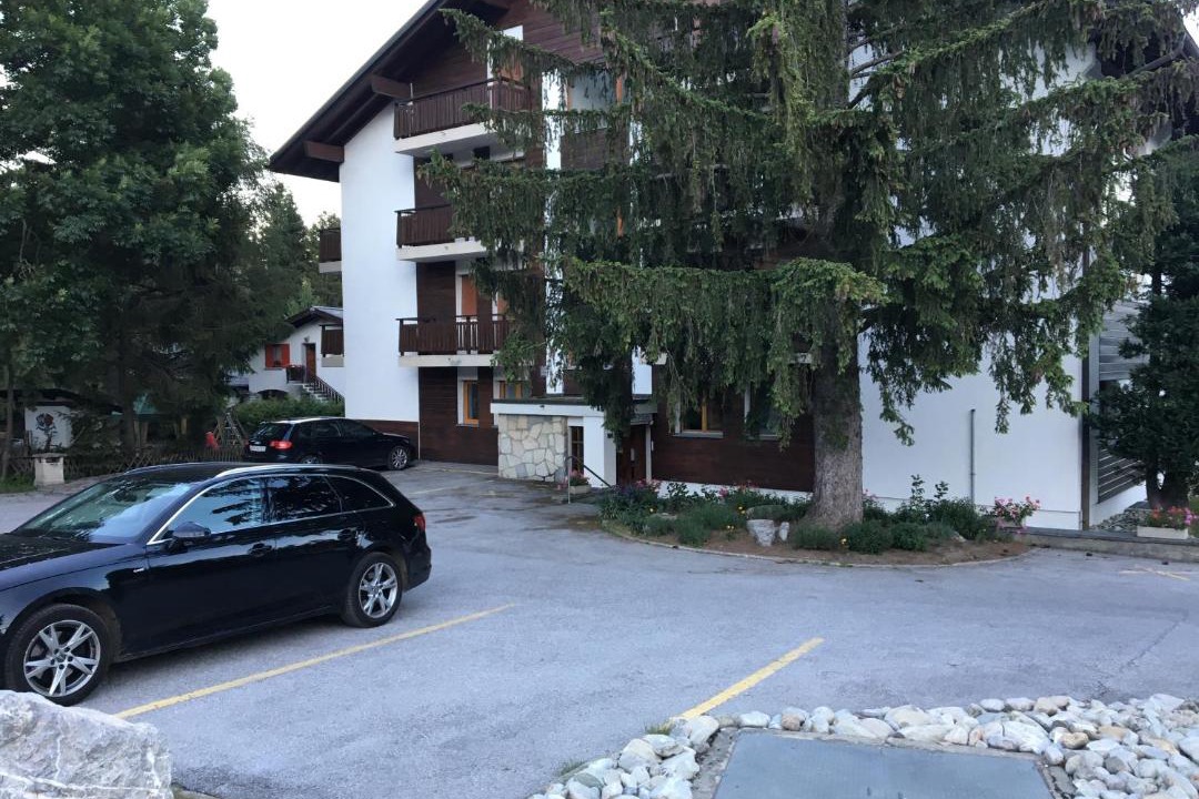 Photo of Buildings in Chermignon