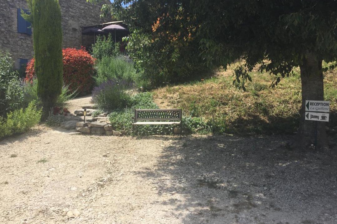 Photo of Others in Murs