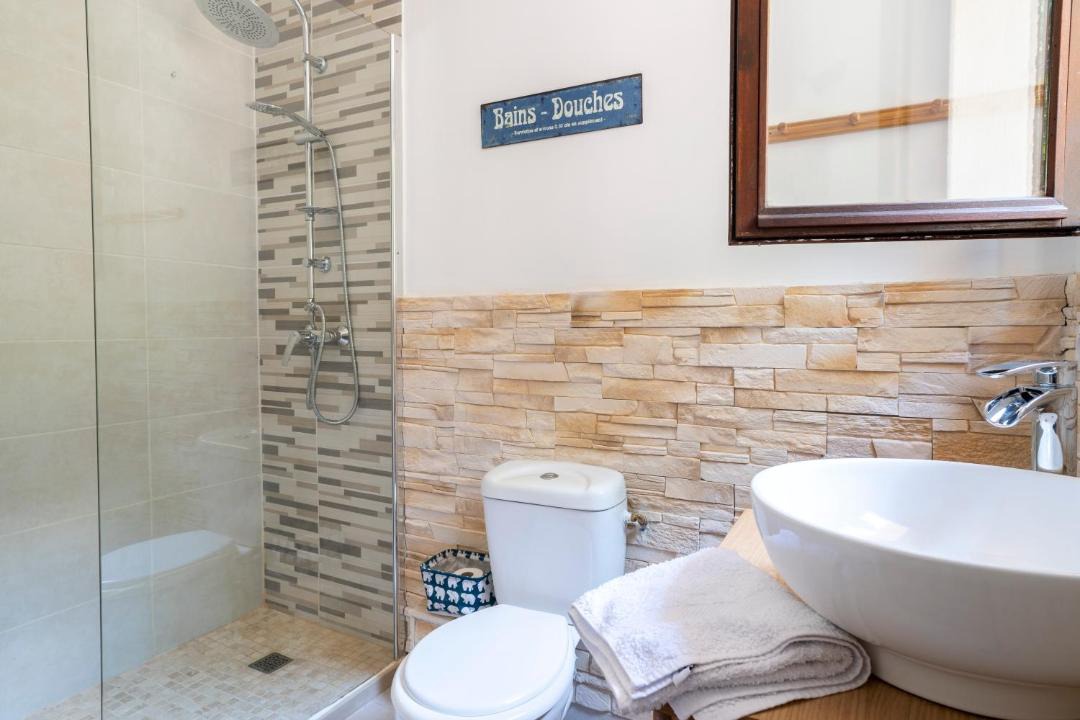 Photo of Bathroom in Saint-Rambert