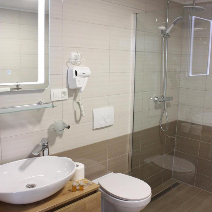 Photo of Bathroom in Kolan