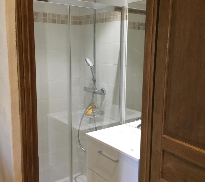 Photo of Bathroom in Courcelles-sous-Moyencourt