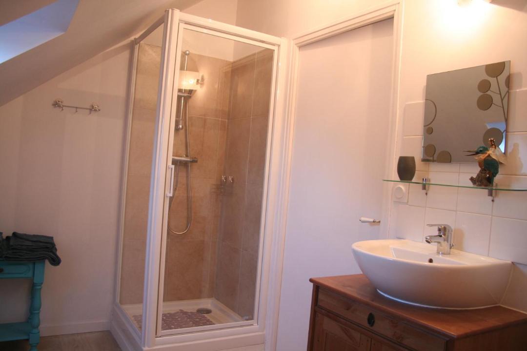 Photo of Bathroom in Paimpont