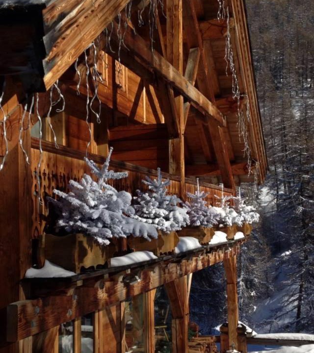 Photo of Others in Les Claux