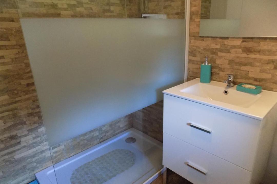Photo of Bathroom in Gael