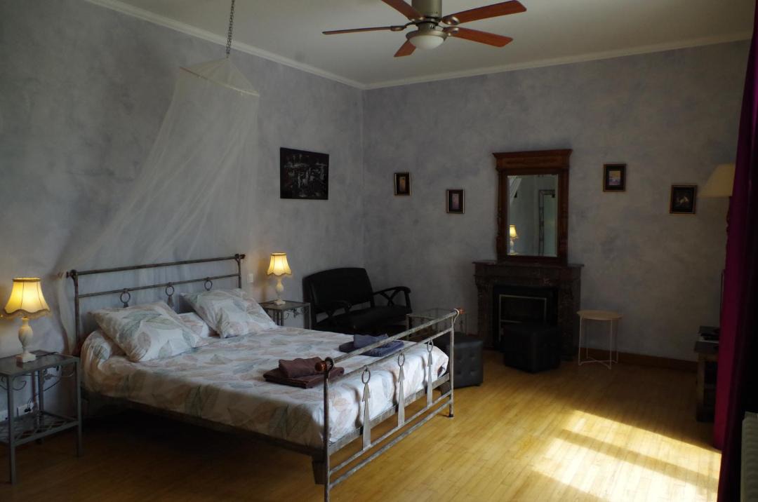 Photo of Bedroom in Courcelles
