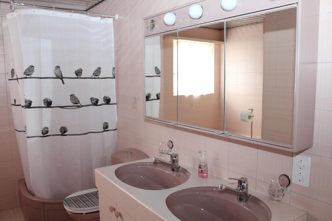 Photo of Bathroom in Flueelen