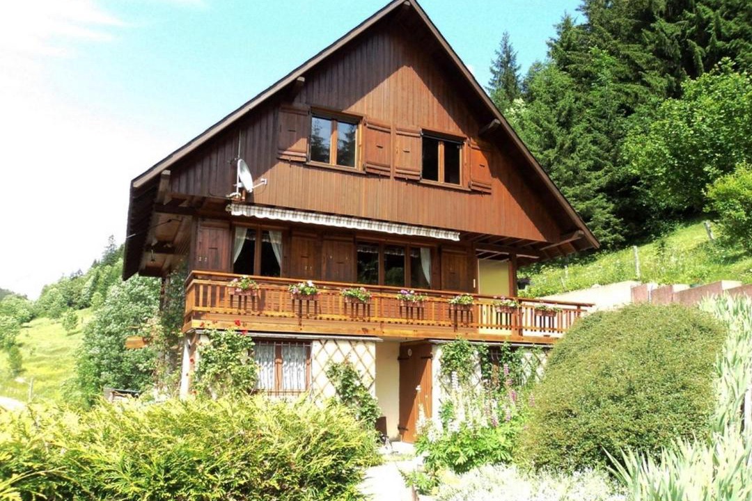 Photo of Others in Le Massot