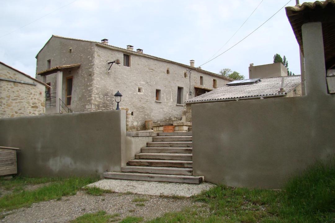 Photo of Buildings in Vesc