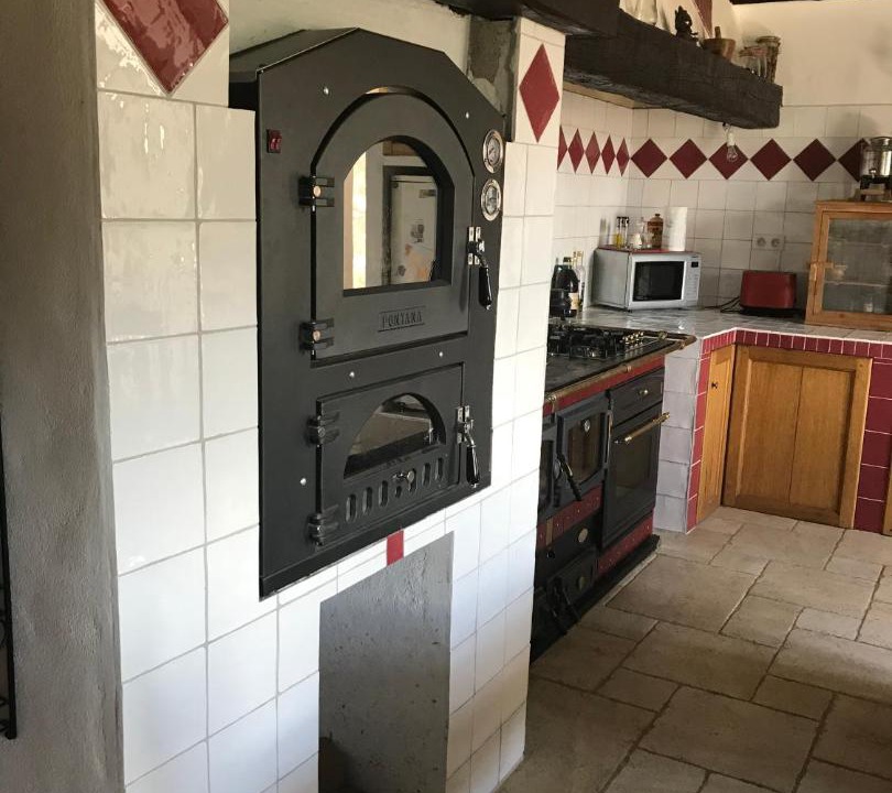 Photo of Others in Vesc