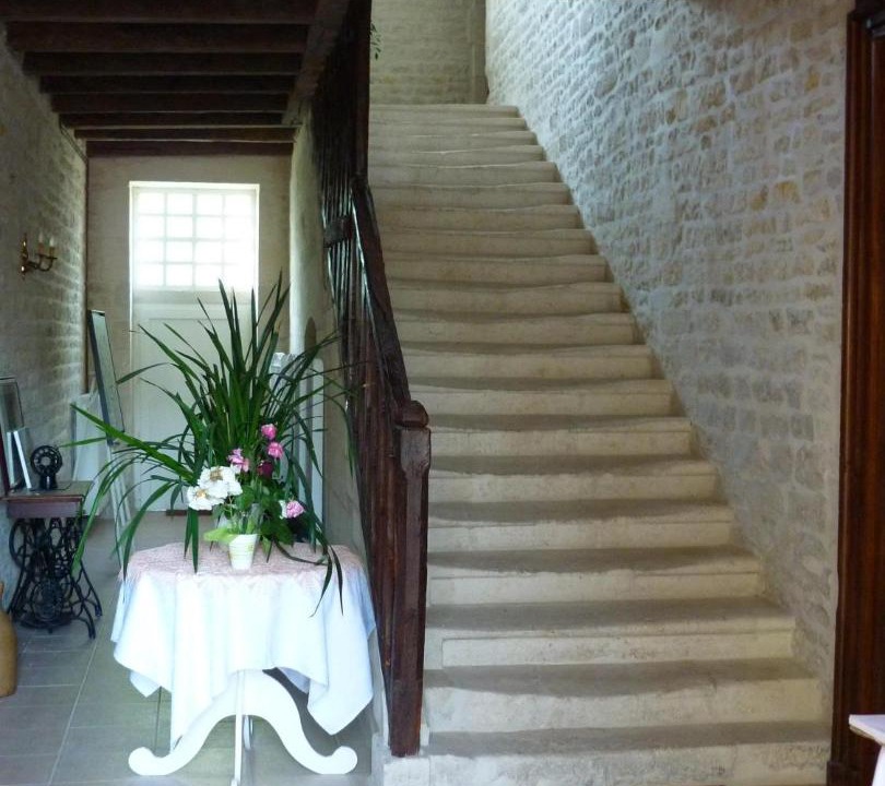 Photo of Others in Frontenay-Rohan-Rohan