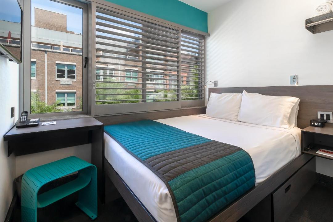 Photo of Others in Williamsburg