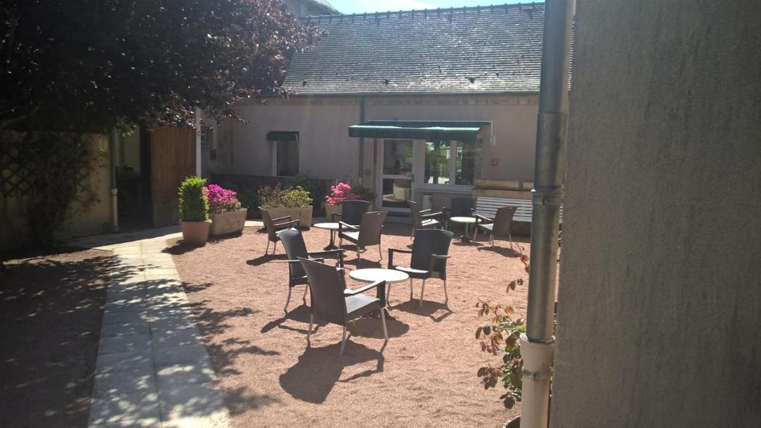 Photo of Others in Tronget