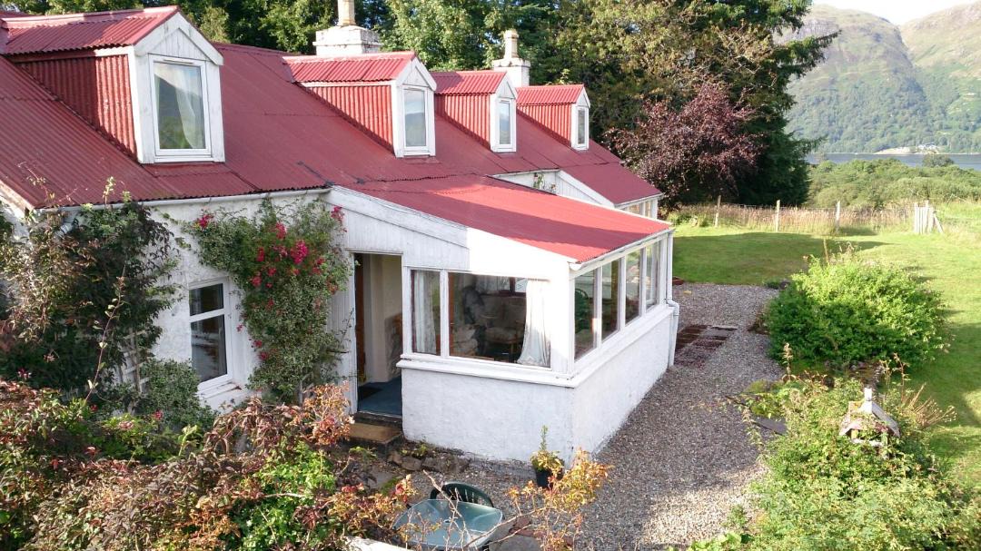 Photo of Buildings in Taynuilt