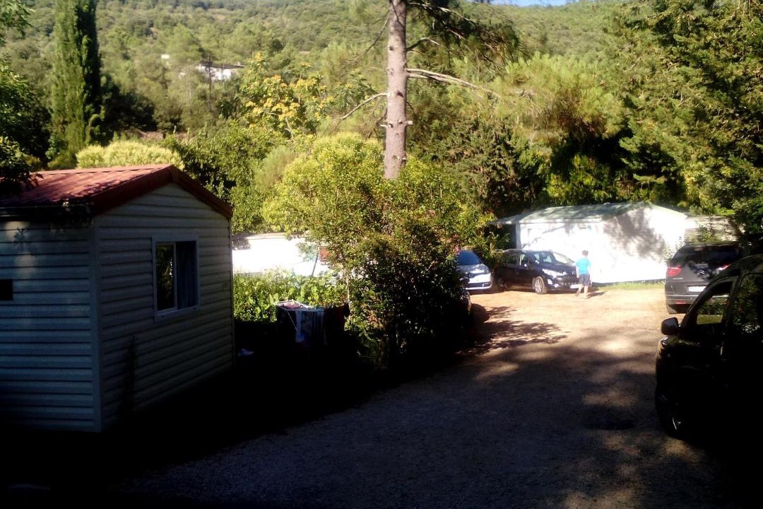 Photo of Buildings in Saint-Jean-de-Valeriscle